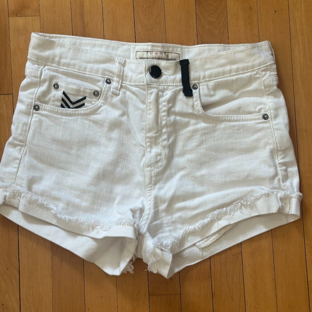 June 7.2 short shorts — denim